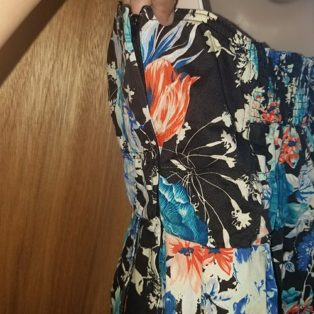 Dress By Mind Code - Picture 5 of 6